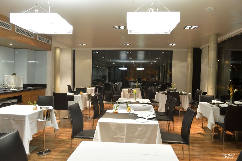 Azz Valencia Tactica Hotel Paterna Luaran gambar
