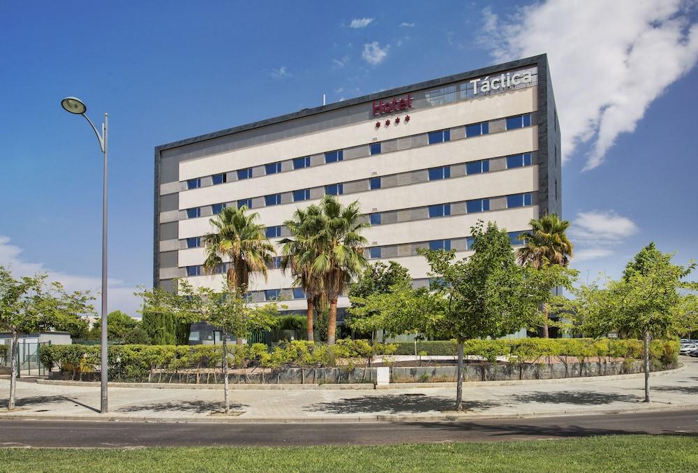 Azz Valencia Tactica Hotel Paterna Luaran gambar