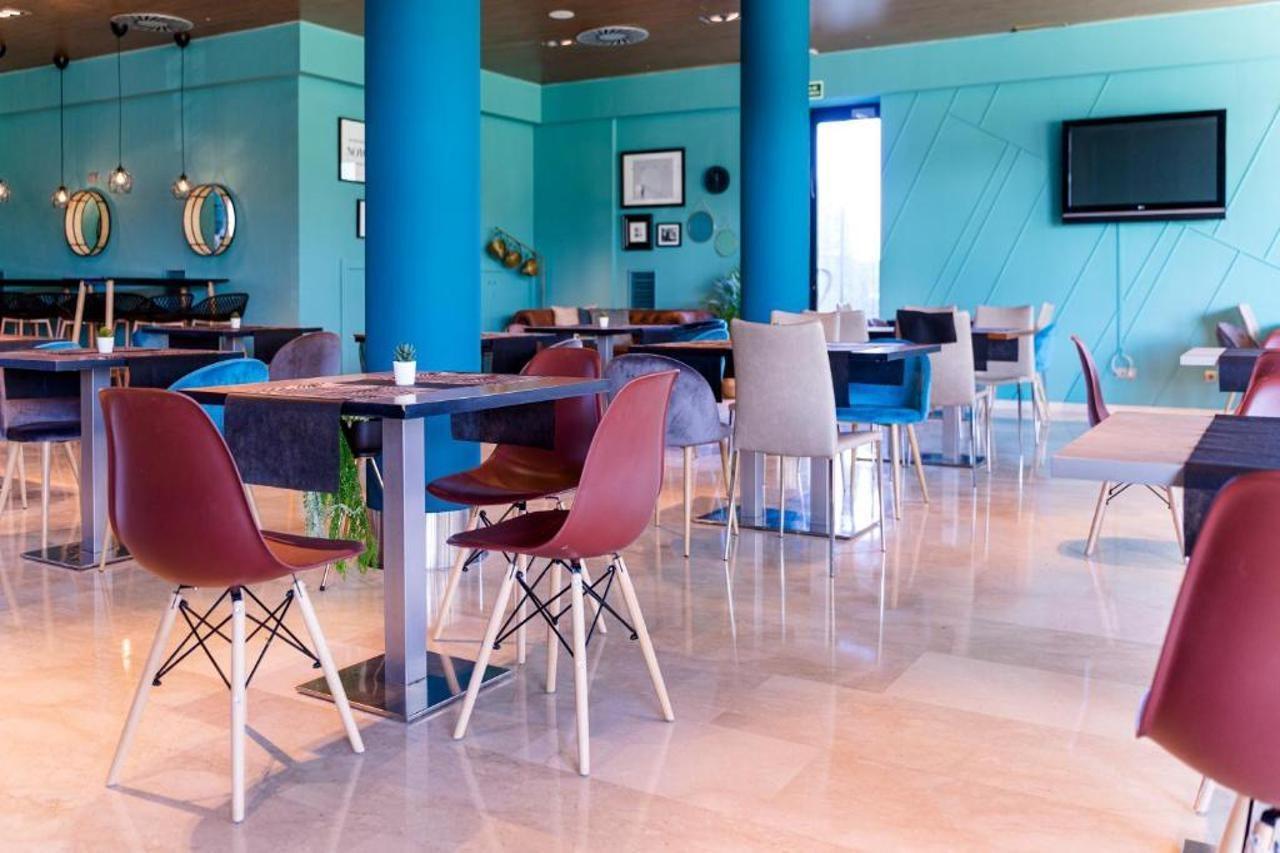 Azz Valencia Tactica Hotel Paterna Luaran gambar