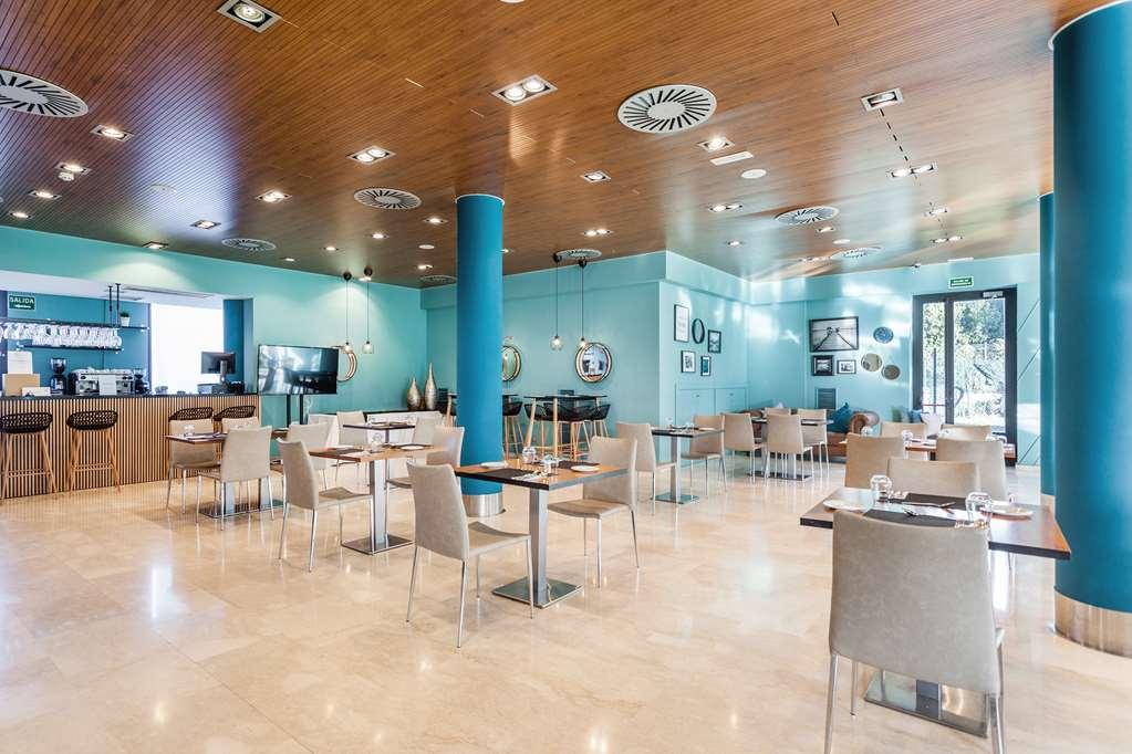 Azz Valencia Tactica Hotel Paterna Bilik gambar