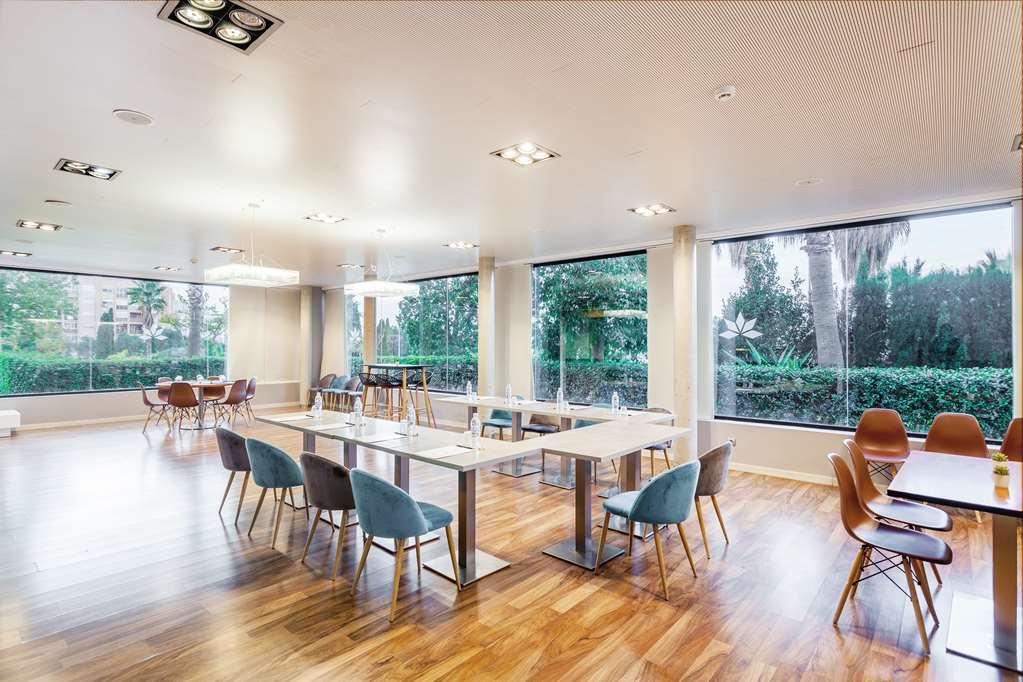 Azz Valencia Tactica Hotel Paterna Bilik gambar