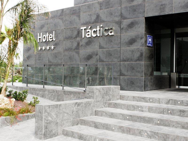 Azz Valencia Tactica Hotel Paterna Luaran gambar